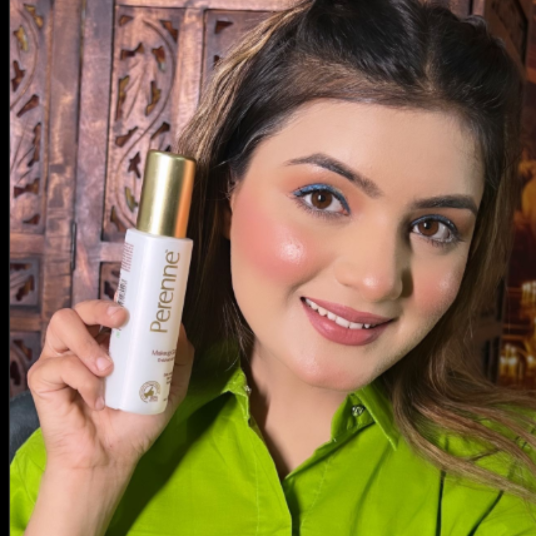 3-in-1 Glow Booster Makeup Setting Spray - Prep, Set & Glow!