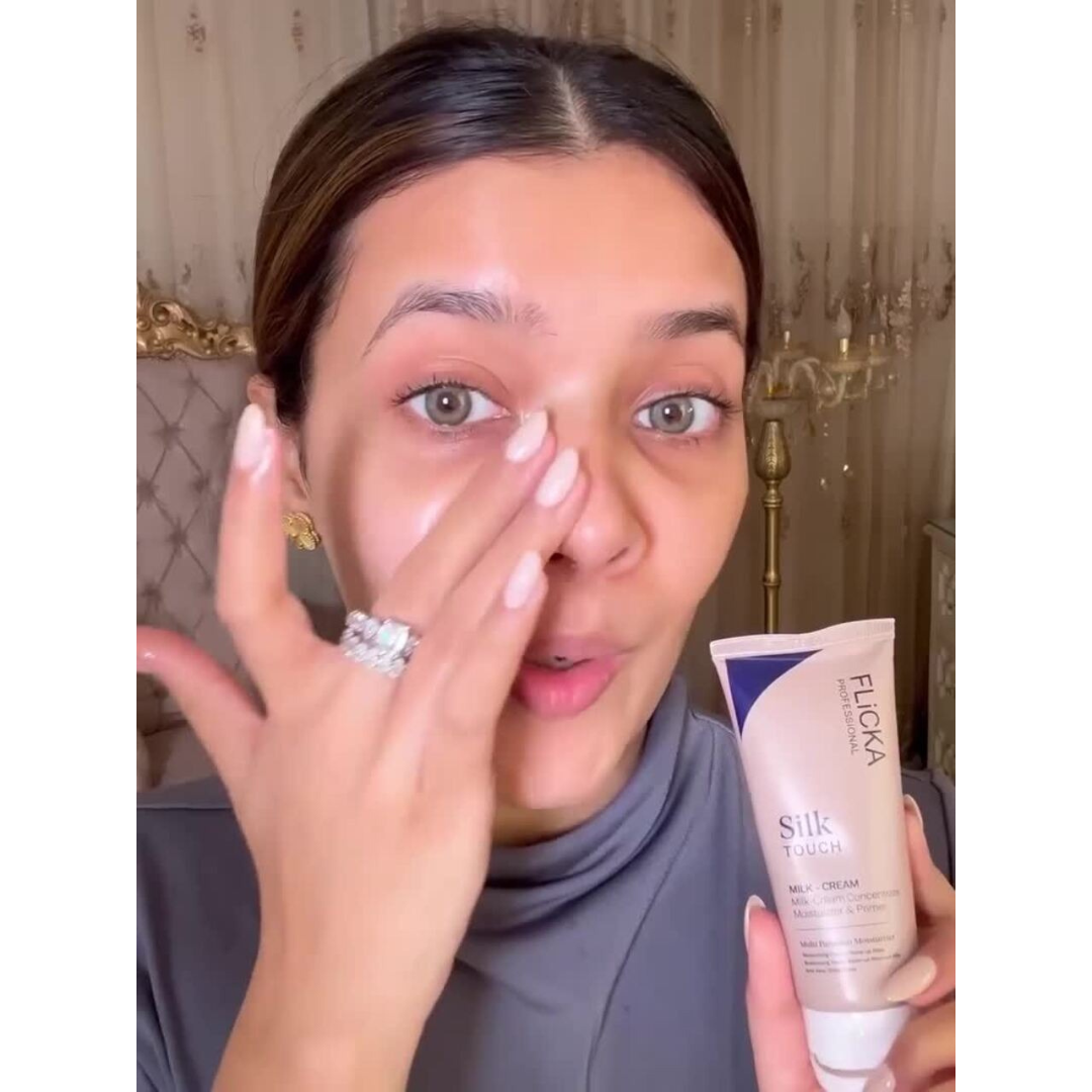 Flicka Silk Touch 3 in 1 Moisturizer and Primer for Face | Long-Lasting, Flawless and Dewy Makeup Base | Pore Minimizer | All Skin Types