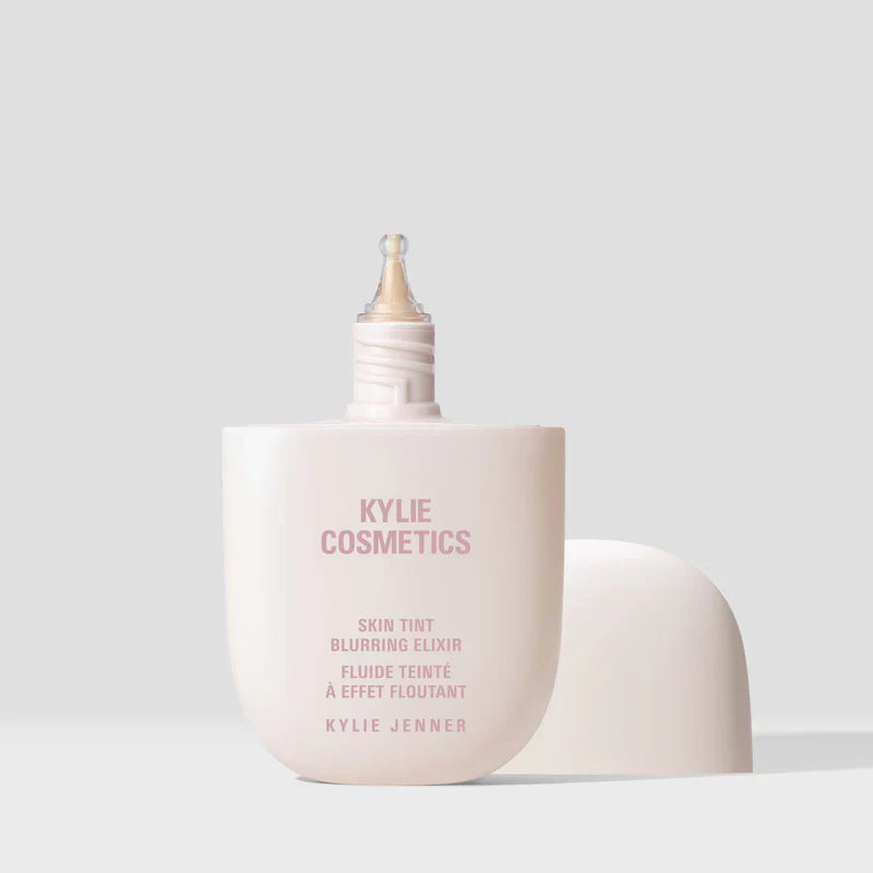 All-in-One Skin Blurring Tint with Blending Brush Duo (Glow, Moisturizer, Sunscreen & Foundation)